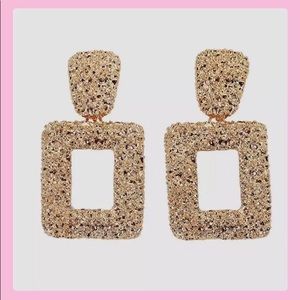 Geometric drop earrings